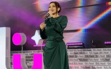 «Ішіме тиіспеңдер!»: Ерке Есмахан жүктілігі туралы қауесетке жауап берді