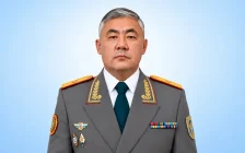 Жаңа министр, жаңа міндеттер: Айдос Мырзахметов әскерге қандай бағыт әкелуі мүмкін?