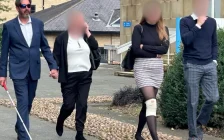 Ұлыбританияда соқыр ер адам мас күйінде 240 шақырым жүргізіп, сотталды