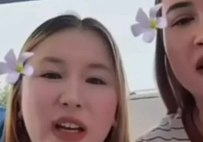 Алматыда TikTok тікелей эфирінде балағат сөздер айтқан екі қыз әкімшілік қамаққа алынды
