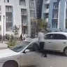Алматы облысындағы тұрғын үй ауласында 2 баланы көлік қағып кетті