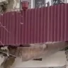 Апатты деп танылғанына үш жылдан асты: Атырауда тұрғын үйдің балконы опырылып түсті