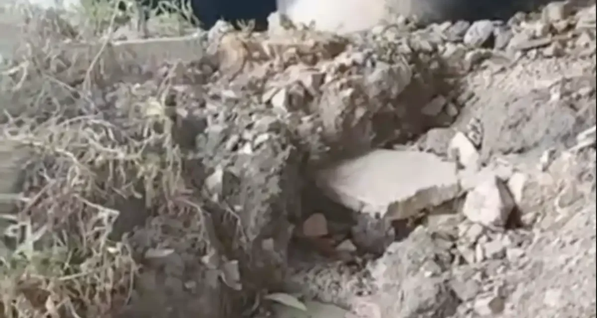 «Құлағанша күте ме?»: Көкшетаудағы көпірдің жағдайы тұрғындарды алаңдатып отыр