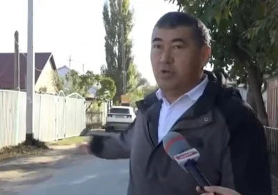 Жолдың 100 метрін жөндемей кеткен: Ақтөбеде тұрғындар наразы