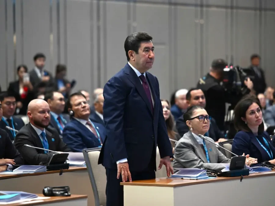 Президент Халық Кеңесінің Төрағасы лауазымына Ерлан Қошановты ұсынды