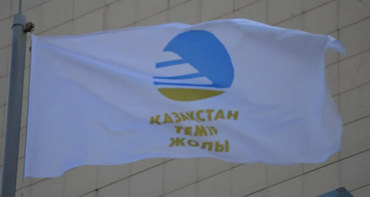 Қарағанды облысында жөндеу кезінде екі теміржолшы токқа түсті