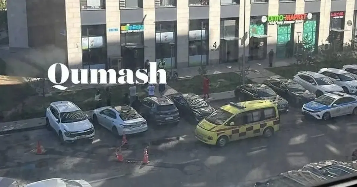Астанада әйел 15-қабаттан секіріп, бесіктегі баламен қаза тапты