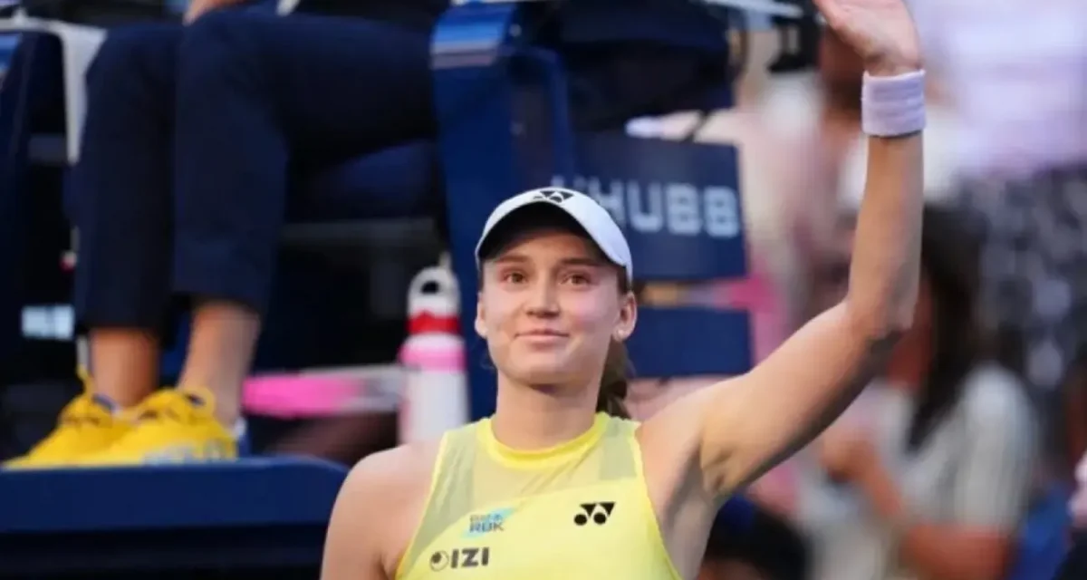 Елена Рыбакина тарихи жетістікке жетіп, әлемнің бірінші ракеткасы атанады