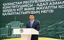Дархан Сатыбалды оқушыларды Білім күнімен құттықтады: Алматыда 32 мыңнан астам бала бірінші сыныпқа барды