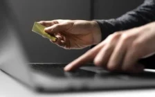 Көкшетау тұрғыны алаяқтарға 10 млн теңгеден астам ақшасын беріп қойған