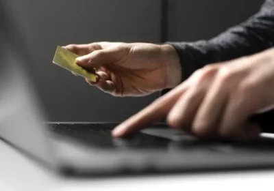 Көкшетау тұрғыны алаяқтарға 10 млн теңгеден астам ақшасын беріп қойған