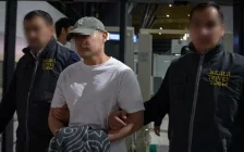 ҰҚК алаяқтыққа күдікті азаматты Астанаға экстрадициялады