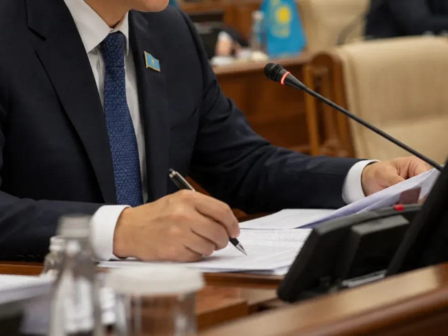 Қазақстанда барлық деңгейдегі мәслихат депутаттарының кезектен тыс сайлауы өтетін күн белгіленді