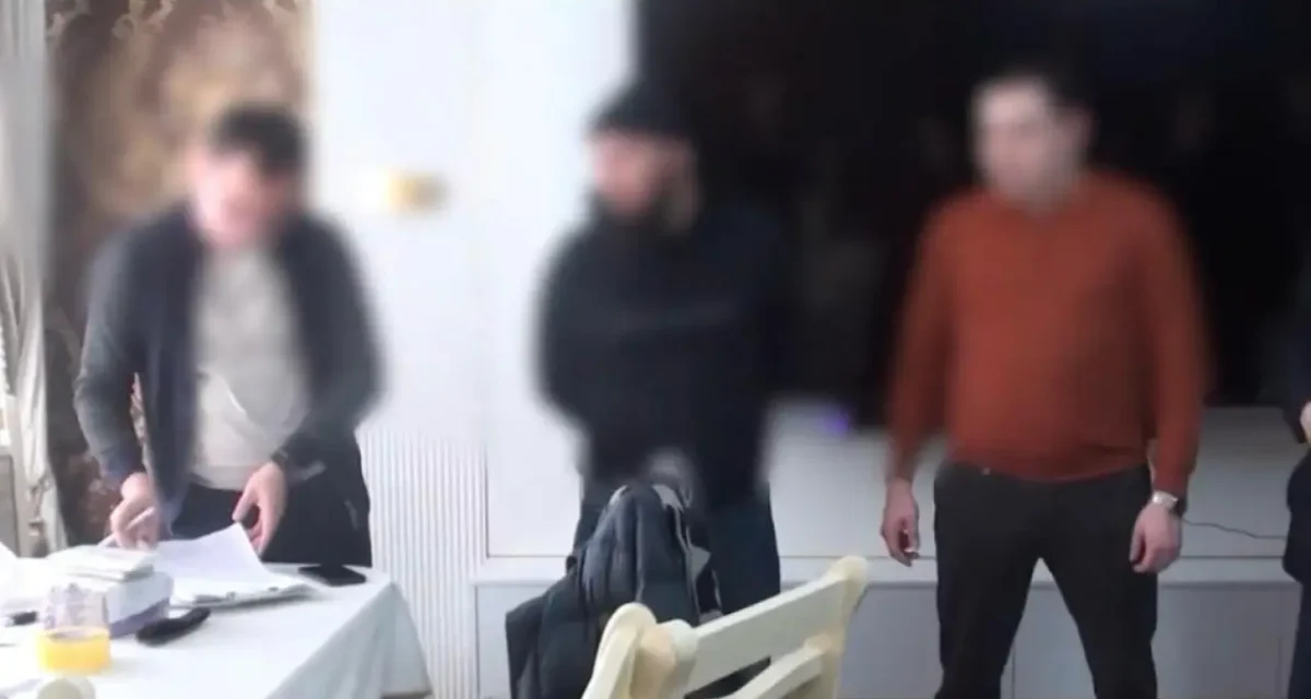 Полицияның қатысы бар: Астанада 170 пәтерді иемденбек болған қылмыстық топ ұсталды
