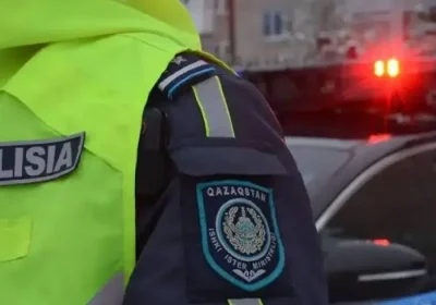 Астанада полицей басынан жарақат алған азаматты ауруханаға жедел жеткізуге көмектесті