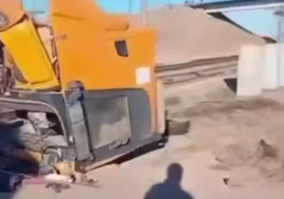 Қарағанды облысында жүк көлігі жолаушылар пойызымен соқтығысты