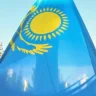 Тоқаевтың қатысуымен Республика күніне орай Мемлекеттік ту көтерілді