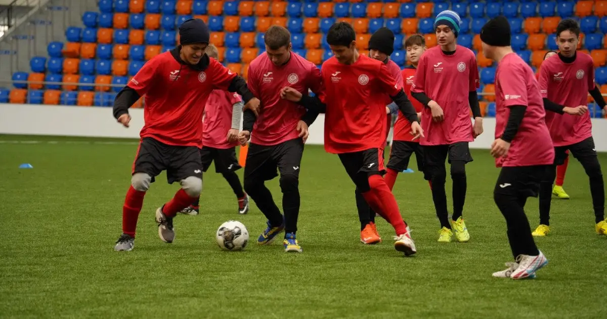 Аутизмі бар балалар футбол ойнайтын UNI FOOTBALL LEAGUE UEFA қола жүлдесін алды