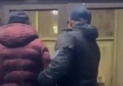 Астанада автобуста қызға әдепсіз әрекет жасаған ер адам 10 тәулікке қамалды
