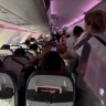 «Ұшақ ішінде 45 минут отырдық»: шымкенттік жолаушы FlyArystan-ды сотқа берді