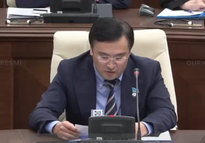 Қарттарға орын жоқ: депутат көпқабатты үйлерге жаңа талап енгізуді ұсынды