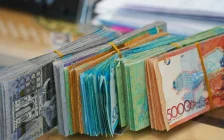 Тұрғындардың ақшасын тәттілер мен барларға жұмсаған: ПИК төрағасына қатысты қылмыстық іс тоқтатылды