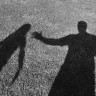 «Қара көзілдірік тағып алған»: Астанада ер адам мектепте оқитын қыз баланы үйіне дейін аңдыған