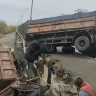Петропавлда жүк көлігі көпірден құлап кетті