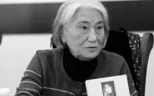 Шыңғыс Айтматовтың қарындасы Роза Айтматова 89 жасында өмірден өтті