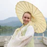Елена Рыбакина дәстүрлі қытай киімін киіп, әлеуметтік желіде бейне жариялады