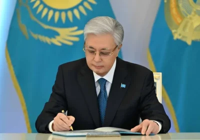 Тоқаев барлық деңгейдегі мәслихаттарды таратты